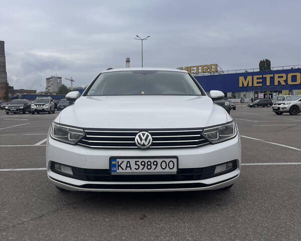 Білий Фольксваген Пассат, об'ємом двигуна 1.97 л та пробігом 312 тис. км за 13200 $, фото 1 на Automoto.ua