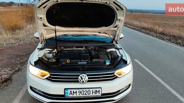 Белый Фольксваген Пассат, объемом двигателя 2 л и пробегом 270 тыс. км за 15000 $, фото 33 на Automoto.ua