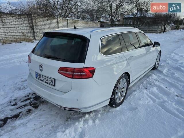 Білий Фольксваген Пассат, об'ємом двигуна 1.97 л та пробігом 344 тис. км за 17400 $, фото 6 на Automoto.ua