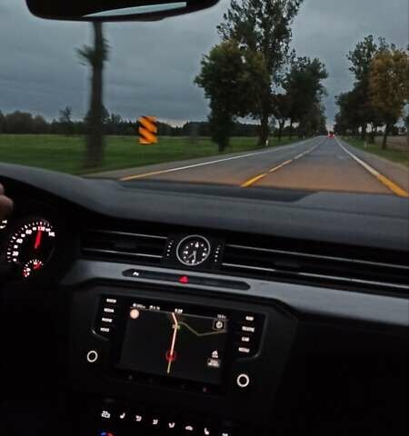 Белый Фольксваген Пассат, объемом двигателя 1.97 л и пробегом 211 тыс. км за 13300 $, фото 21 на Automoto.ua