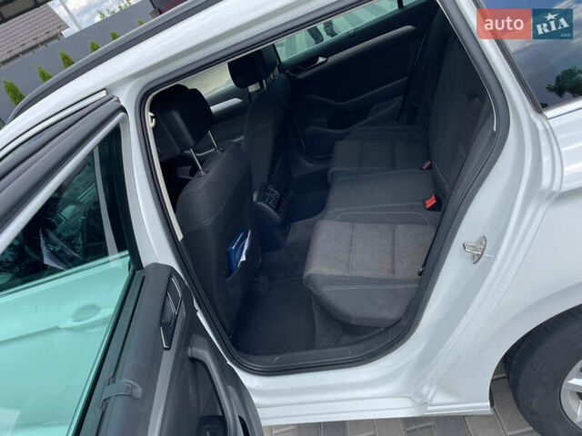 Белый Фольксваген Пассат, объемом двигателя 1.97 л и пробегом 295 тыс. км за 15200 $, фото 10 на Automoto.ua