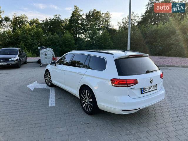 Білий Фольксваген Пассат, об'ємом двигуна 1.6 л та пробігом 245 тис. км за 12700 $, фото 4 на Automoto.ua