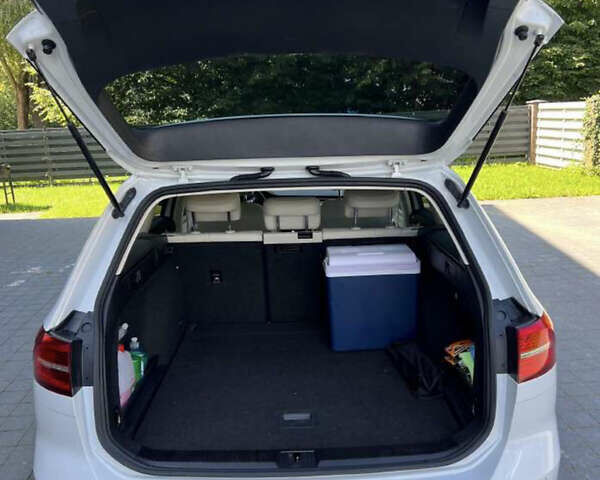 Белый Фольксваген Пассат, объемом двигателя 1.97 л и пробегом 308 тыс. км за 10554 $, фото 12 на Automoto.ua