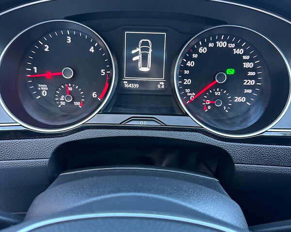 Белый Фольксваген Пассат, объемом двигателя 1.97 л и пробегом 184 тыс. км за 16500 $, фото 41 на Automoto.ua