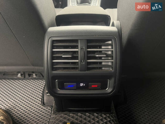 Білий Фольксваген Пассат, об'ємом двигуна 1.97 л та пробігом 312 тис. км за 13200 $, фото 20 на Automoto.ua