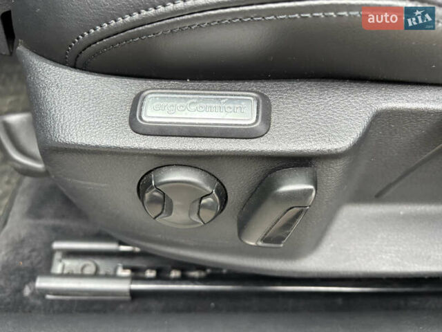 Белый Фольксваген Пассат, объемом двигателя 1.97 л и пробегом 246 тыс. км за 14999 $, фото 17 на Automoto.ua