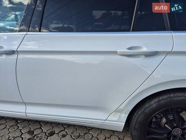 Білий Фольксваген Пассат, об'ємом двигуна 1.97 л та пробігом 302 тис. км за 13200 $, фото 17 на Automoto.ua