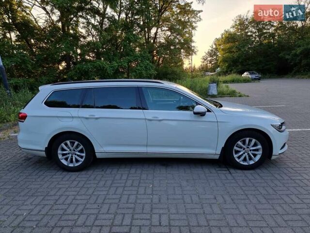 Белый Фольксваген Пассат, объемом двигателя 1.6 л и пробегом 267 тыс. км за 12750 $, фото 9 на Automoto.ua