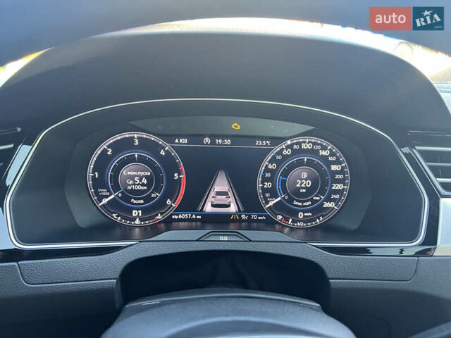 Білий Фольксваген Пассат, об'ємом двигуна 1.6 л та пробігом 245 тис. км за 12700 $, фото 44 на Automoto.ua