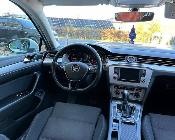 Белый Фольксваген Пассат, объемом двигателя 1.97 л и пробегом 184 тыс. км за 16500 $, фото 33 на Automoto.ua