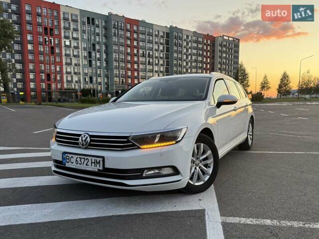 Белый Фольксваген Пассат, объемом двигателя 1.97 л и пробегом 292 тыс. км за 14000 $, фото 15 на Automoto.ua
