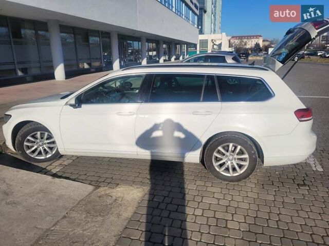 Белый Фольксваген Пассат, объемом двигателя 2 л и пробегом 270 тыс. км за 13500 $, фото 35 на Automoto.ua