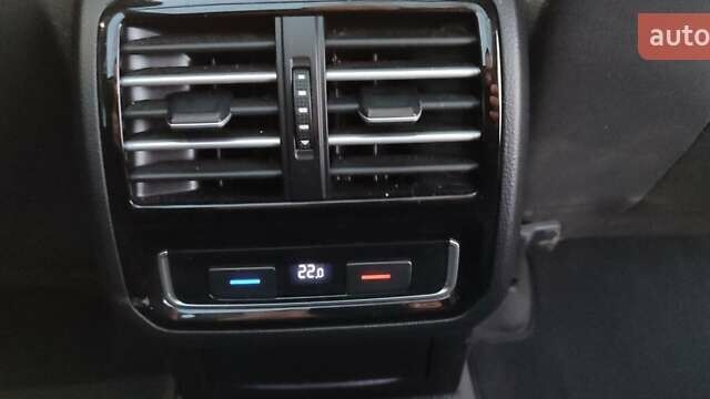 Белый Фольксваген Пассат, объемом двигателя 2 л и пробегом 270 тыс. км за 15000 $, фото 31 на Automoto.ua