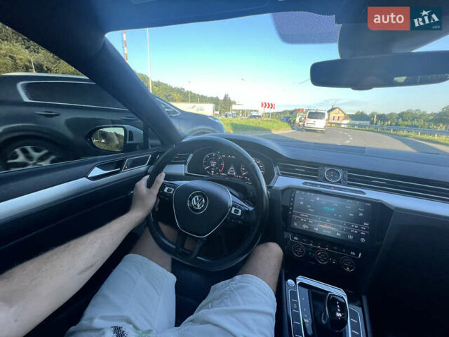 Білий Фольксваген Пассат, об'ємом двигуна 1.6 л та пробігом 245 тис. км за 12700 $, фото 37 на Automoto.ua
