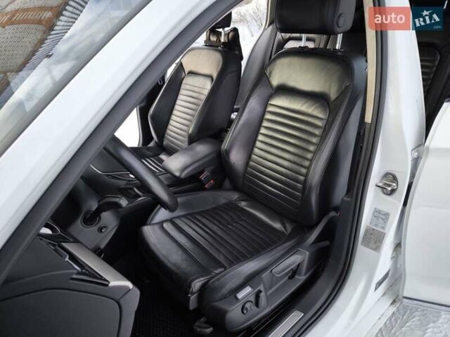 Белый Фольксваген Пассат, объемом двигателя 1.97 л и пробегом 374 тыс. км за 15500 $, фото 36 на Automoto.ua