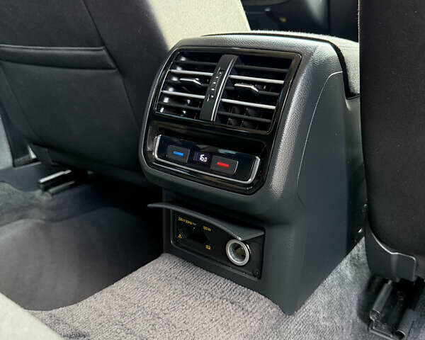 Белый Фольксваген Пассат, объемом двигателя 1.97 л и пробегом 238 тыс. км за 14250 $, фото 31 на Automoto.ua