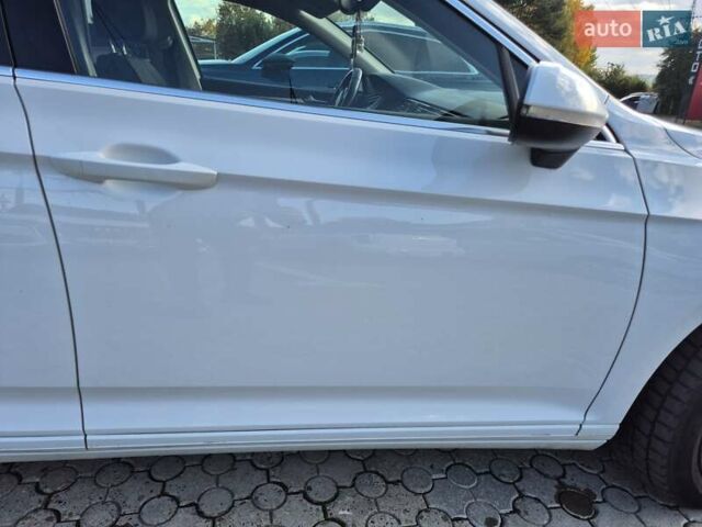 Білий Фольксваген Пассат, об'ємом двигуна 1.97 л та пробігом 302 тис. км за 13200 $, фото 12 на Automoto.ua