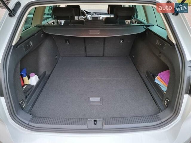 Белый Фольксваген Пассат, объемом двигателя 1.6 л и пробегом 267 тыс. км за 12750 $, фото 40 на Automoto.ua