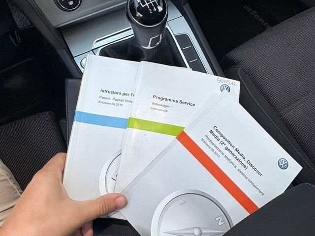 Білий Фольксваген Пассат, об'ємом двигуна 1.97 л та пробігом 250 тис. км за 16000 $, фото 11 на Automoto.ua