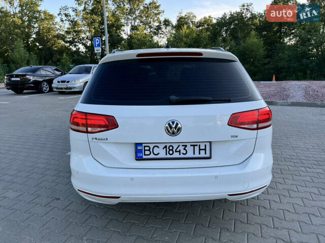 Білий Фольксваген Пассат, об'ємом двигуна 1.6 л та пробігом 245 тис. км за 12700 $, фото 3 на Automoto.ua