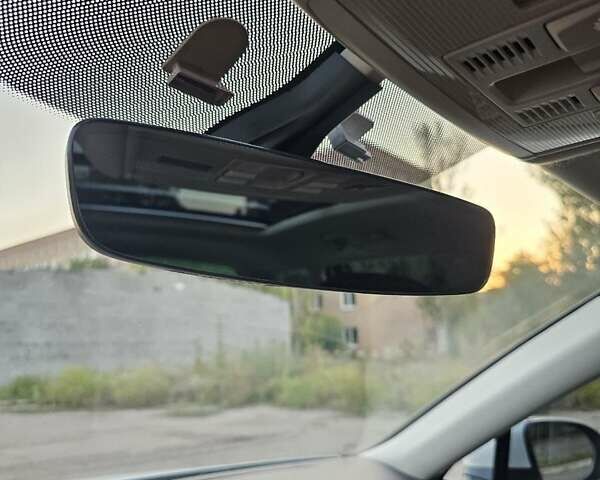 Белый Фольксваген Пассат, объемом двигателя 1.97 л и пробегом 274 тыс. км за 12900 $, фото 27 на Automoto.ua