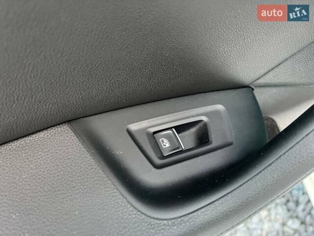 Фольксваген Пассат 2016 в Львове на Automoto.ua Белый Фольксваген Пассат, объемом двигателя 2 л и пробегом 316 тыс. км за 19480 $, фото 34 на Automoto.ua