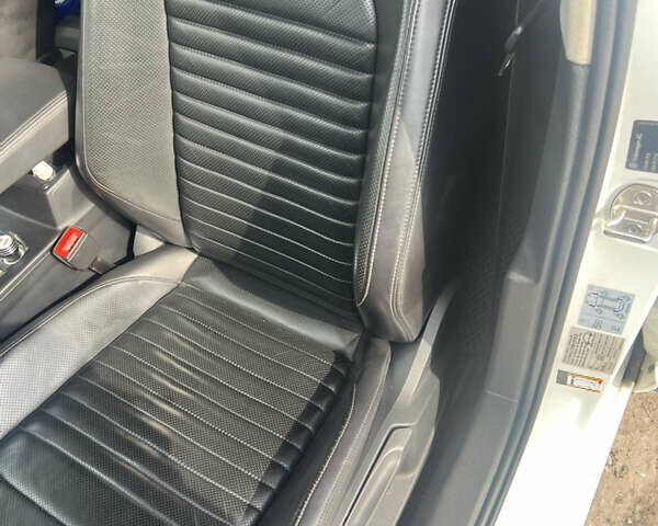 Белый Фольксваген Пассат, объемом двигателя 2 л и пробегом 330 тыс. км за 14500 $, фото 13 на Automoto.ua