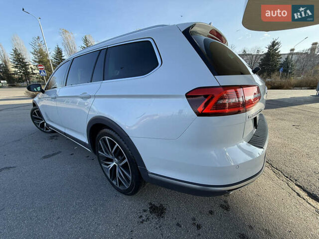 Белый Фольксваген Пассат, объемом двигателя 1.97 л и пробегом 195 тыс. км за 16999 $, фото 14 на Automoto.ua