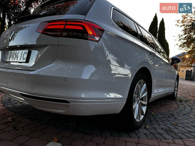 Білий Фольксваген Пассат, об'ємом двигуна 2 л та пробігом 336 тис. км за 14800 $, фото 24 на Automoto.ua