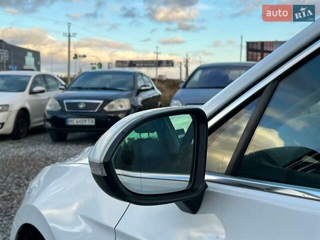 Фольксваген Пассат 2016 в Львове на Automoto.ua Белый Фольксваген Пассат, объемом двигателя 2 л и пробегом 316 тыс. км за 19480 $, фото 13 на Automoto.ua