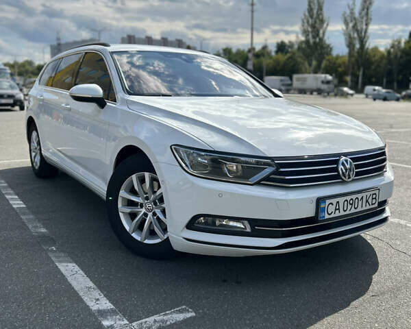 Білий Фольксваген Пассат, об'ємом двигуна 1.6 л та пробігом 214 тис. км за 14600 $, фото 1 на Automoto.ua