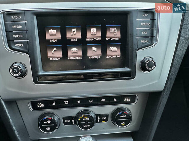 Білий Фольксваген Пассат, об'ємом двигуна 2 л та пробігом 336 тис. км за 14800 $, фото 47 на Automoto.ua