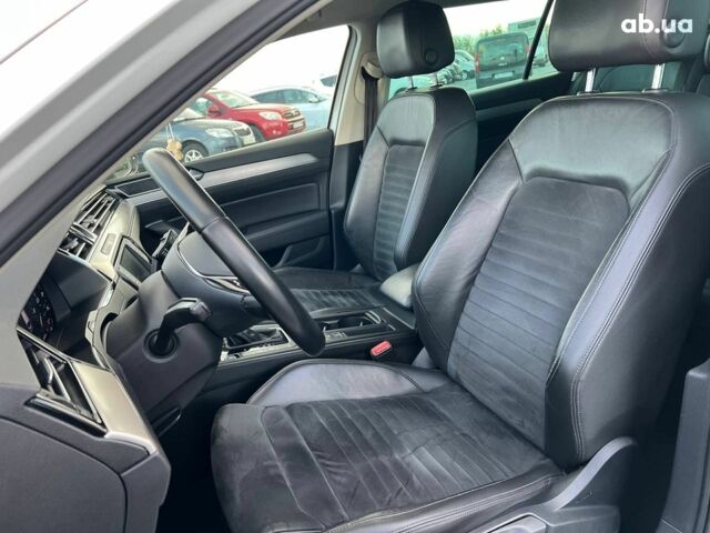 Белый Фольксваген Пассат, объемом двигателя 2 л и пробегом 316 тыс. км за 19480 $, фото 17 на Automoto.ua