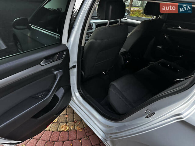 Білий Фольксваген Пассат, об'ємом двигуна 2 л та пробігом 336 тис. км за 14800 $, фото 59 на Automoto.ua