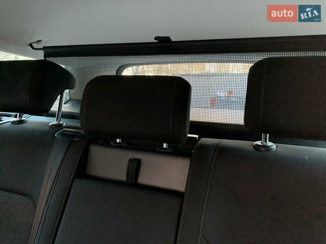 Білий Фольксваген Пассат, об'ємом двигуна 1.6 л та пробігом 214 тис. км за 14600 $, фото 13 на Automoto.ua