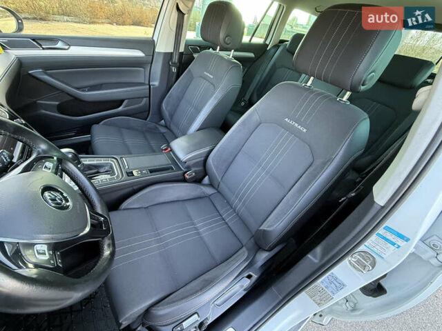 Белый Фольксваген Пассат, объемом двигателя 1.97 л и пробегом 195 тыс. км за 16999 $, фото 52 на Automoto.ua