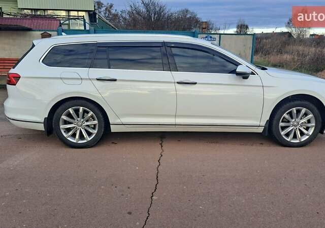 Белый Фольксваген Пассат, объемом двигателя 2 л и пробегом 283 тыс. км за 14500 $, фото 3 на Automoto.ua