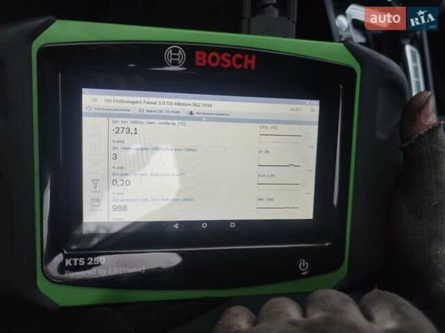 Білий Фольксваген Пассат, об'ємом двигуна 1.97 л та пробігом 230 тис. км за 17500 $, фото 28 на Automoto.ua