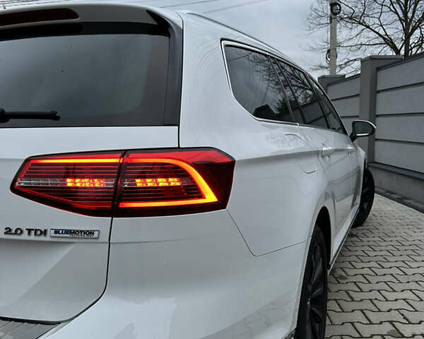 Белый Фольксваген Пассат, объемом двигателя 1.97 л и пробегом 254 тыс. км за 15500 $, фото 8 на Automoto.ua