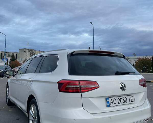 Белый Фольксваген Пассат, объемом двигателя 1.97 л и пробегом 248 тыс. км за 16200 $, фото 6 на Automoto.ua