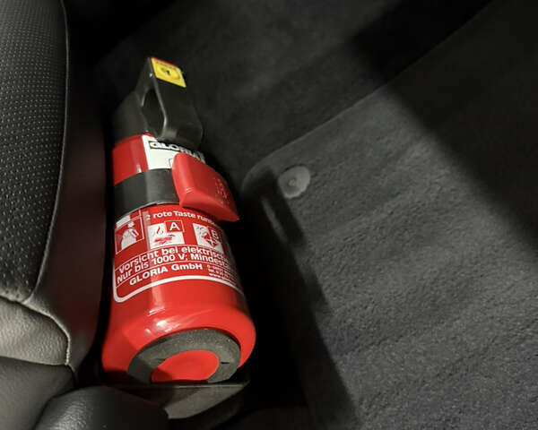 Белый Фольксваген Пассат, объемом двигателя 2 л и пробегом 169 тыс. км за 23999 $, фото 72 на Automoto.ua