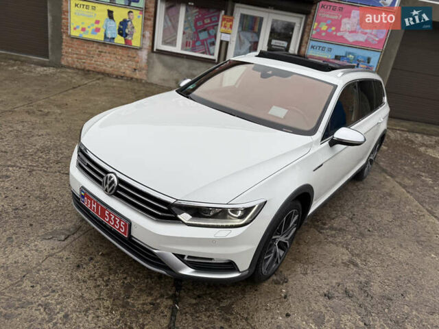 Белый Фольксваген Пассат, объемом двигателя 2 л и пробегом 169 тыс. км за 23999 $, фото 20 на Automoto.ua