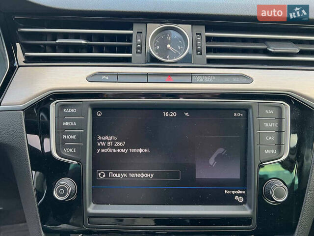 Фольксваген Пассат 2016 в Львове на Automoto.ua Белый Фольксваген Пассат, объемом двигателя 2 л и пробегом 316 тыс. км за 19480 $, фото 27 на Automoto.ua