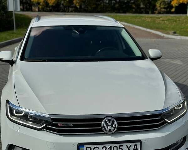 Білий Фольксваген Пассат, об'ємом двигуна 1.97 л та пробігом 230 тис. км за 17500 $, фото 4 на Automoto.ua