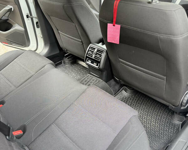 Белый Фольксваген Пассат, объемом двигателя 1.97 л и пробегом 308 тыс. км за 14999 $, фото 19 на Automoto.ua