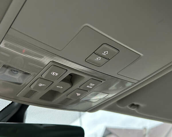 Белый Фольксваген Пассат, объемом двигателя 1.97 л и пробегом 254 тыс. км за 15500 $, фото 31 на Automoto.ua