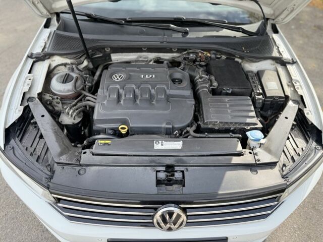 Белый Фольксваген Пассат, объемом двигателя 2 л и пробегом 308 тыс. км за 14999 $, фото 7 на Automoto.ua