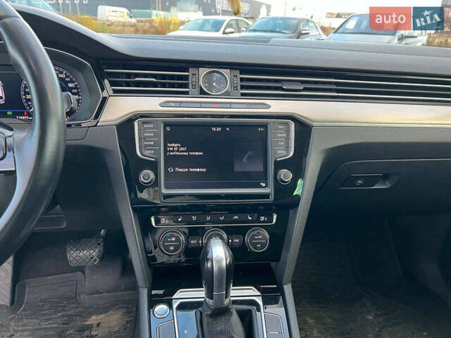 Фольксваген Пассат 2016 в Львове на Automoto.ua Белый Фольксваген Пассат, объемом двигателя 2 л и пробегом 316 тыс. км за 19480 $, фото 26 на Automoto.ua