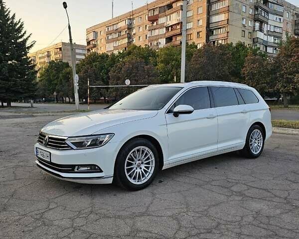 Белый Фольксваген Пассат, объемом двигателя 1.97 л и пробегом 274 тыс. км за 12900 $, фото 1 на Automoto.ua