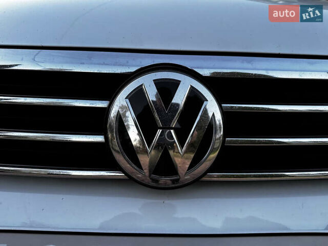 Білий Фольксваген Пассат, об'ємом двигуна 2 л та пробігом 336 тис. км за 14800 $, фото 77 на Automoto.ua